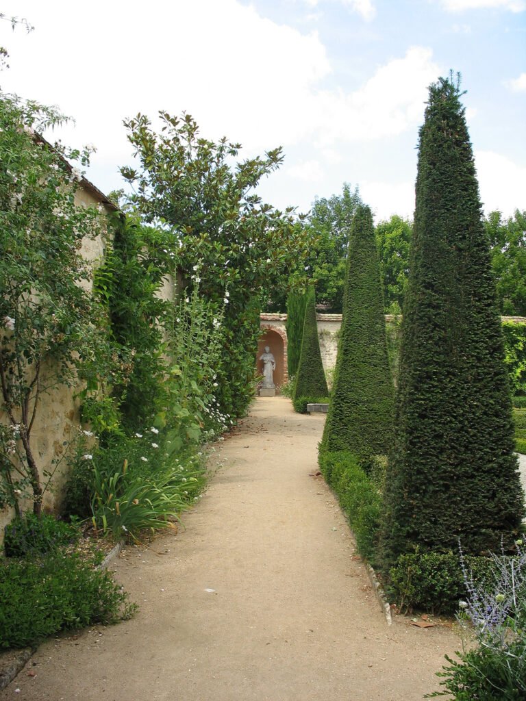 Château d'Ainay-le-Vieil © CC-BY Esther Westerveld 2011