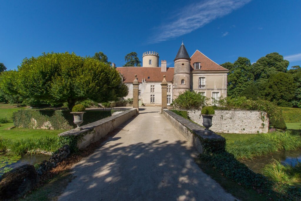 Parc du Château de Pesselières © CC-BY Stefnyme