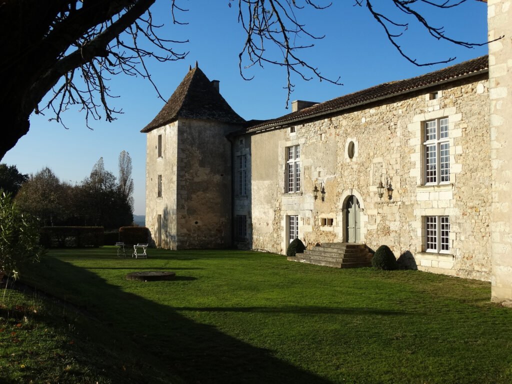 Château de Puymangou © 2018 CC-BY-SA Charles Dulis