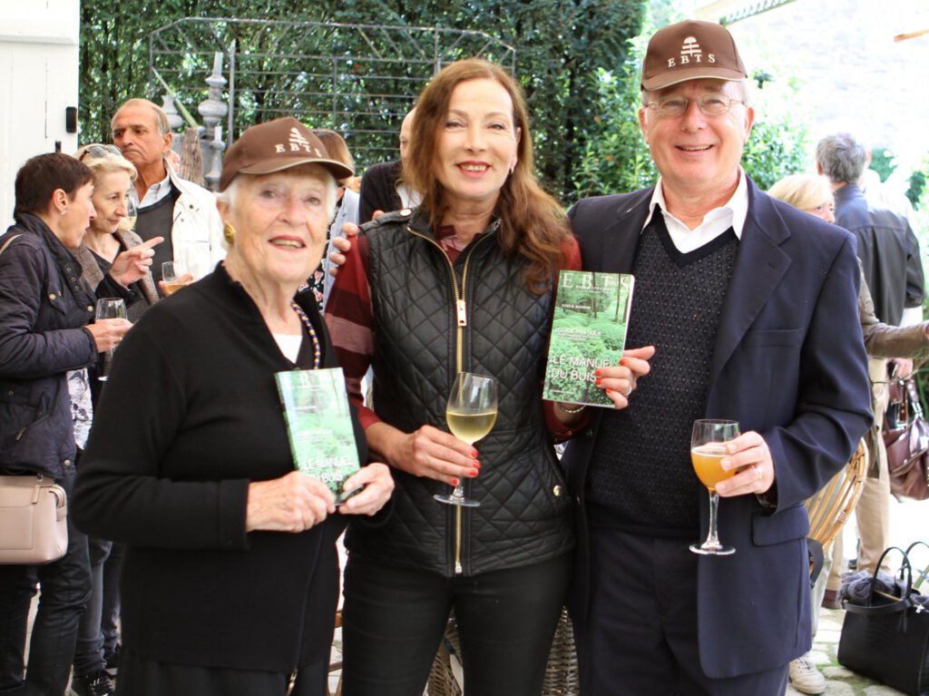 Martine Higonnet (traductrice du Manuel du Buis), Marie-Françoise Mathon (Jardins de La Ballue) et Lynn R. Batdorf (auteur du Manuel du Buis)