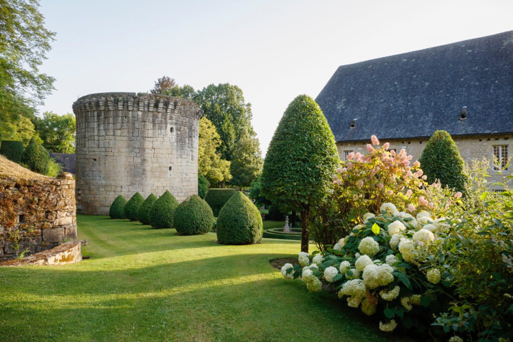 Château de Peyraux – Le Lardin-Saint-Lazare