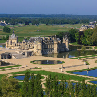 Chantilly, Vue aérienne printemps © J.Houyvet