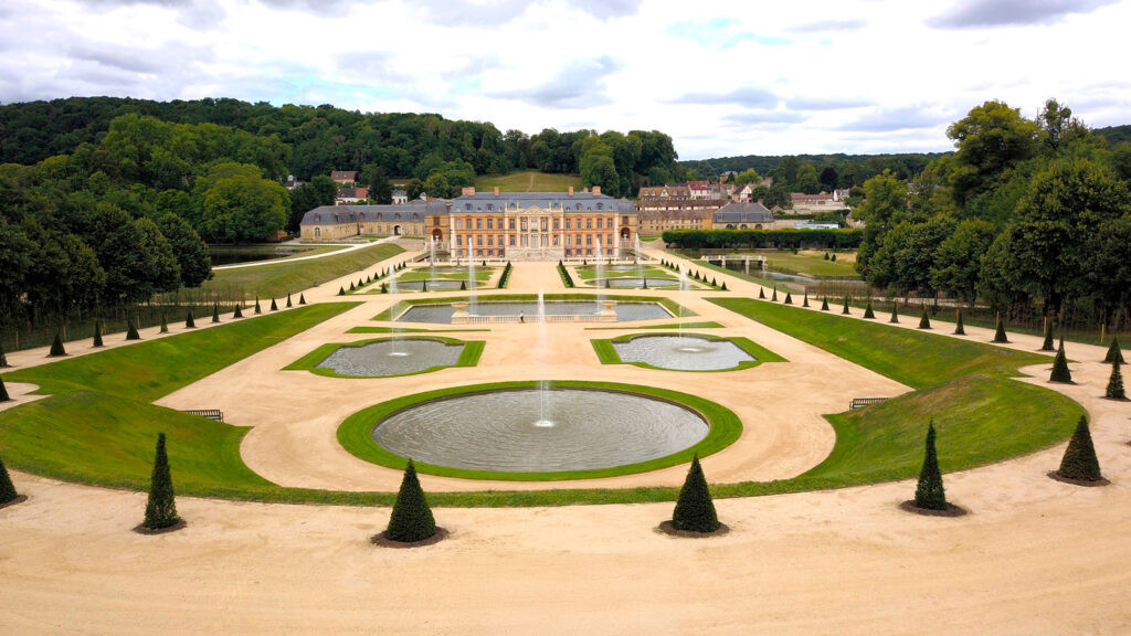 Château et Domaine de Dampierre-en-Yvelines, Perspective orientation Nord