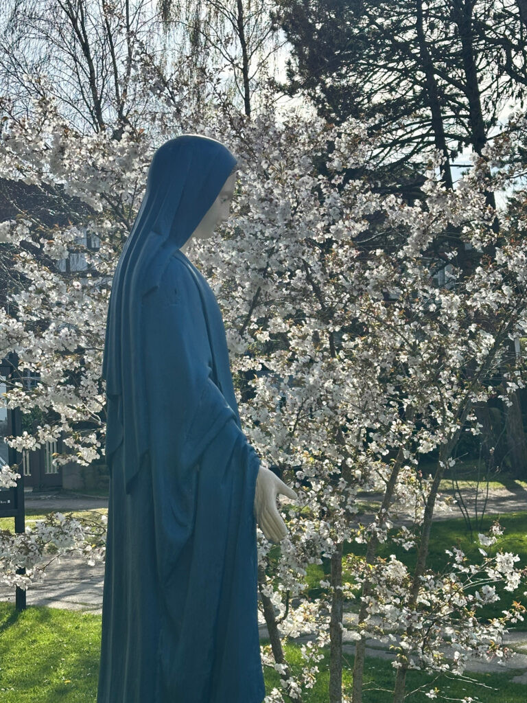 Vierge, Pâques 2026 – Le Touquet-Paris-Plage